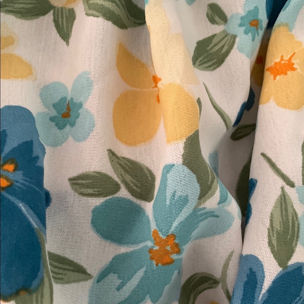 Mine Floral Ruffle Strap Blouse - Picture 3 of 3